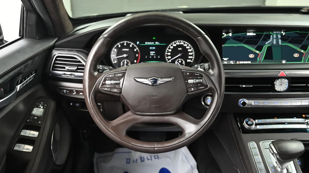Genesis G90 — miniaturë 13