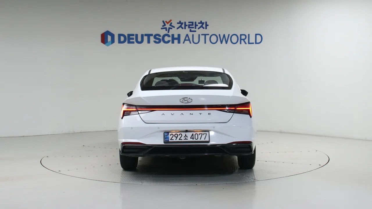 Hyundai Avante — miniaturë 4