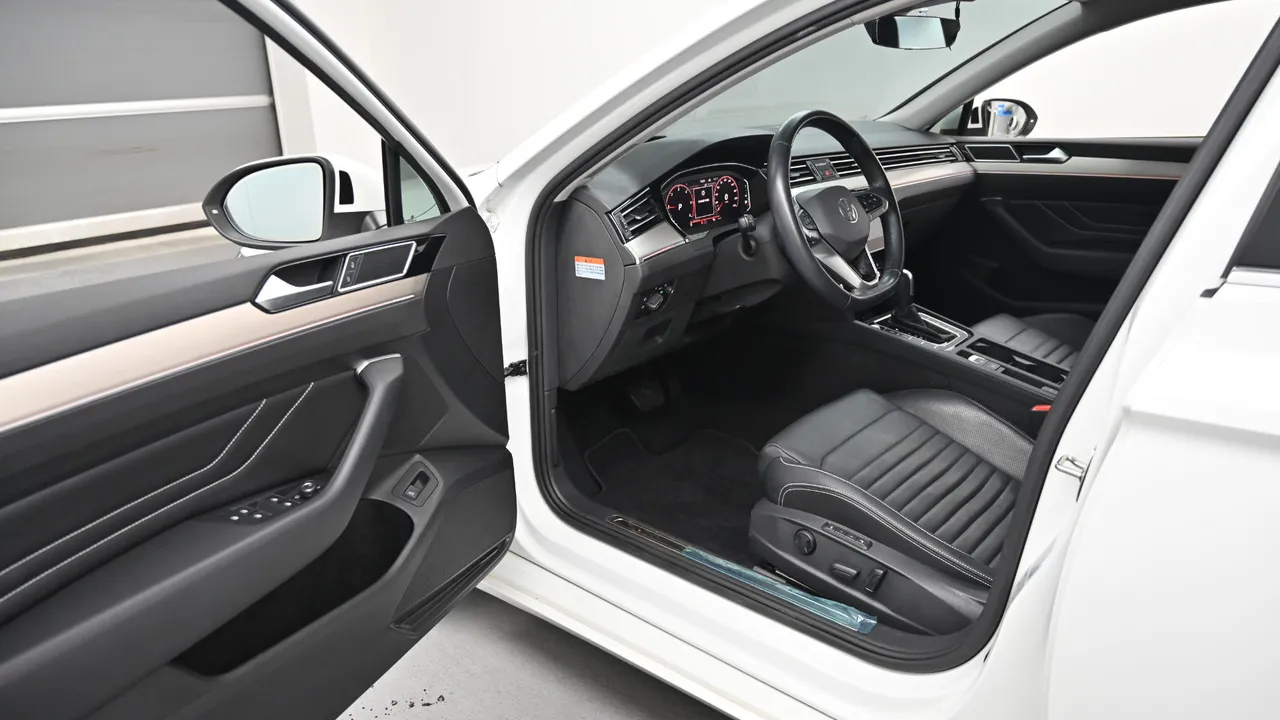 Volkswagen Passat — miniaturë 11