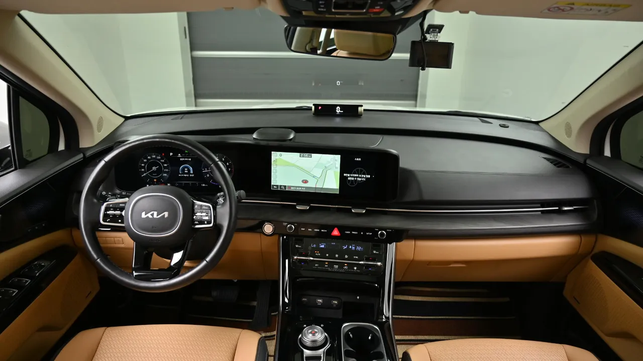 Kia Carnival — miniaturë 7