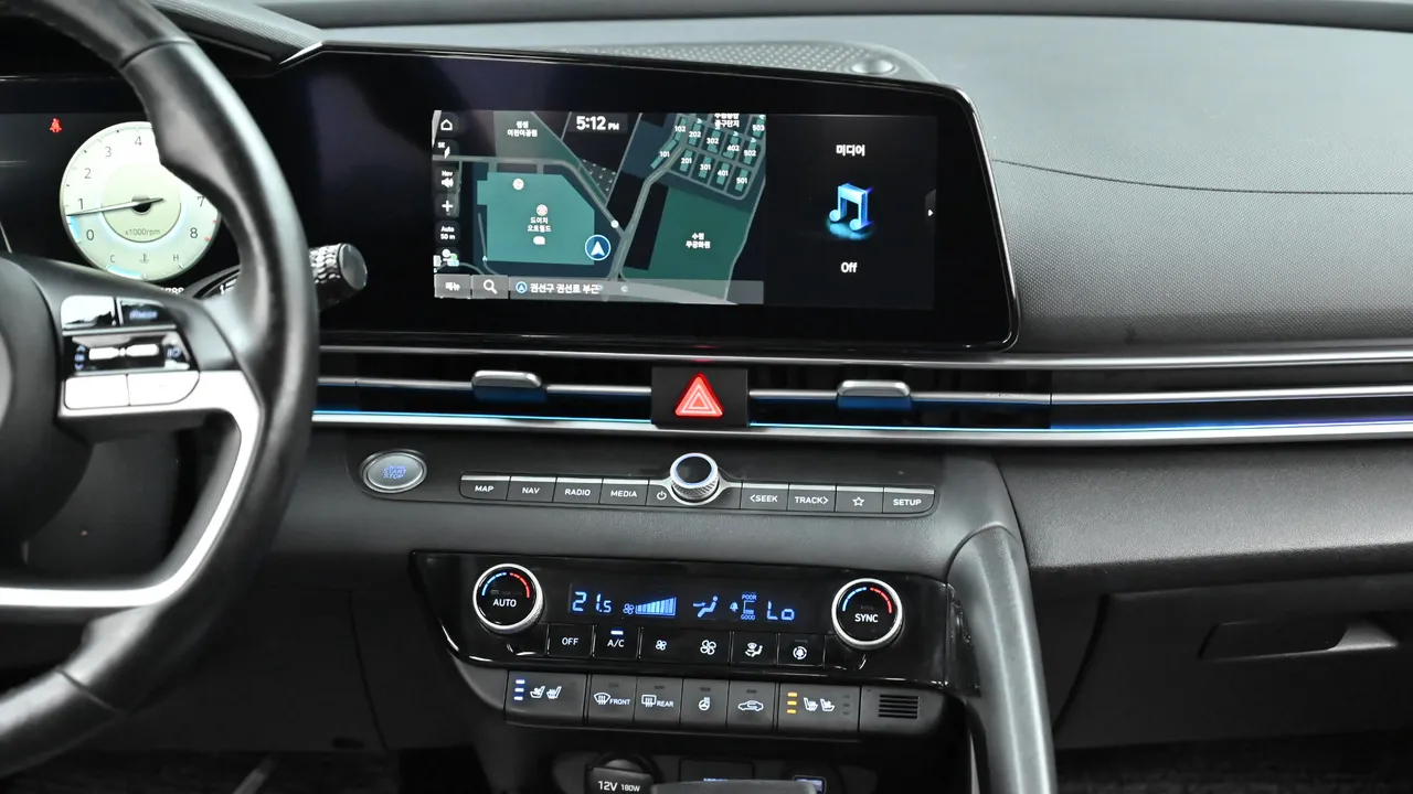 Hyundai Avante — miniaturë 14