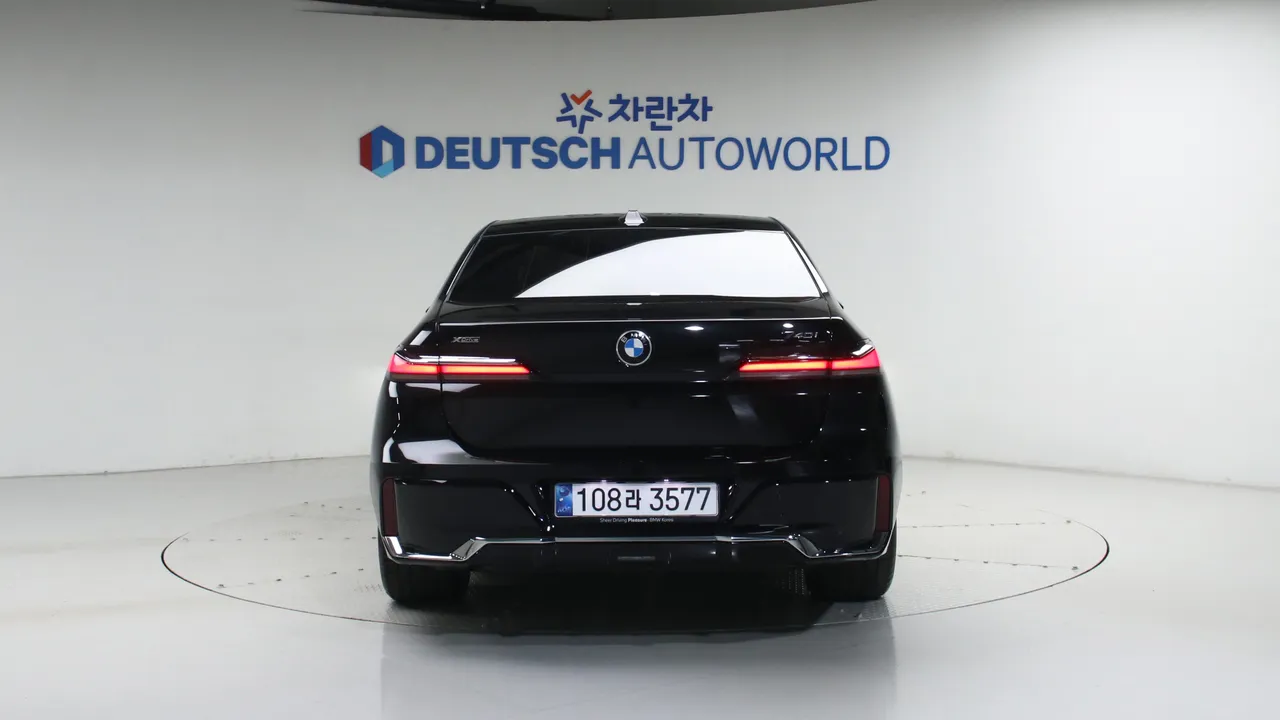 BMW 7er — miniaturë 4