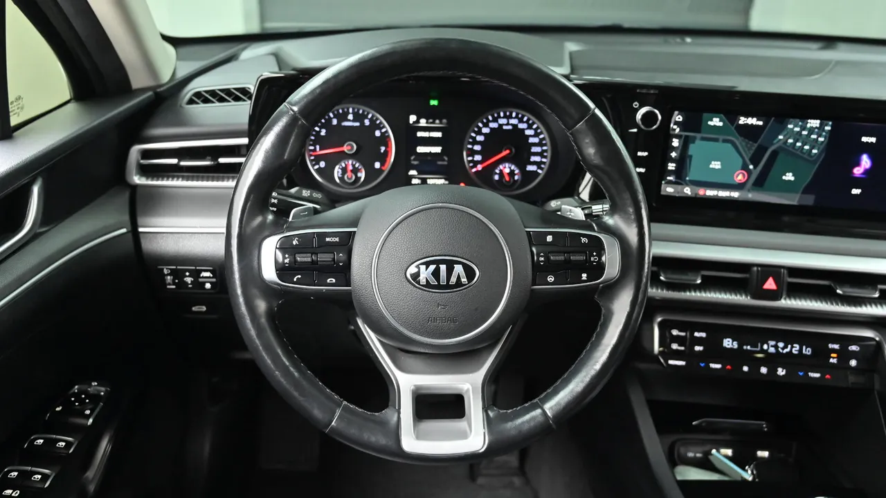 Kia K5 — miniaturë 22