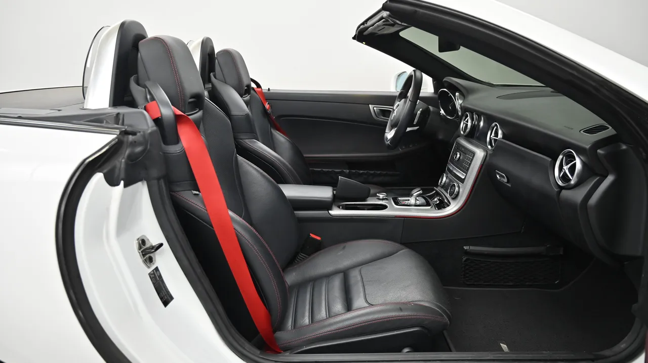 Mercedes SLC-Class R172 SLC200
