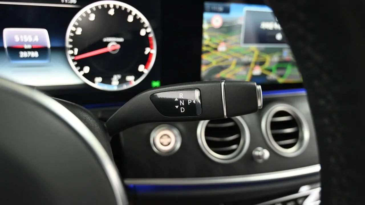 Mercedes-Benz E-klasse — miniaturë 9