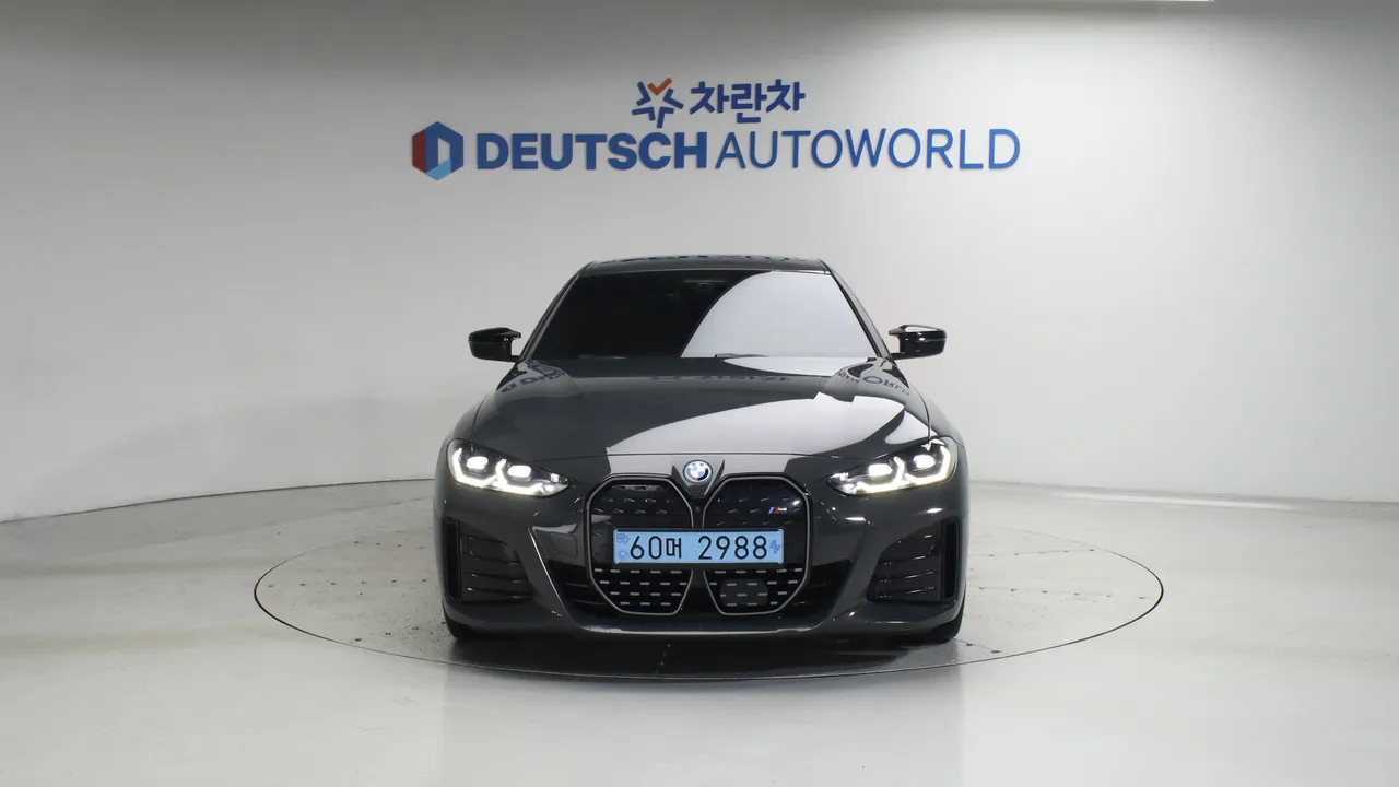 BMW i4 — miniaturë 3