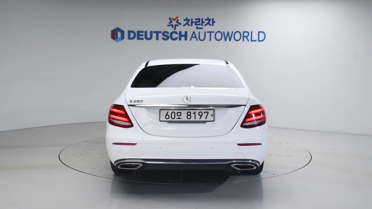 Мерседес Е-Класс W213 E200 Авангард