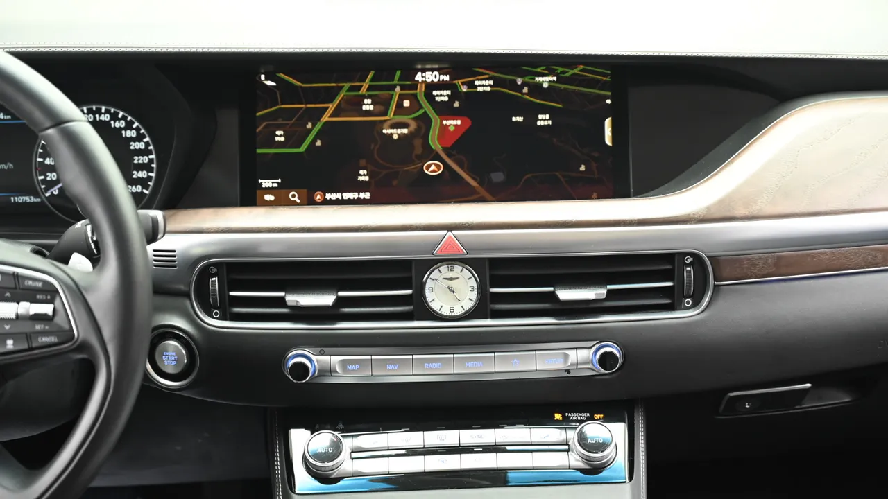 Genesis G90 — miniaturë 14