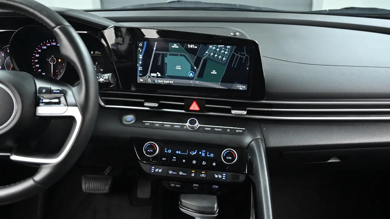 Hyundai Avante — miniaturë 14