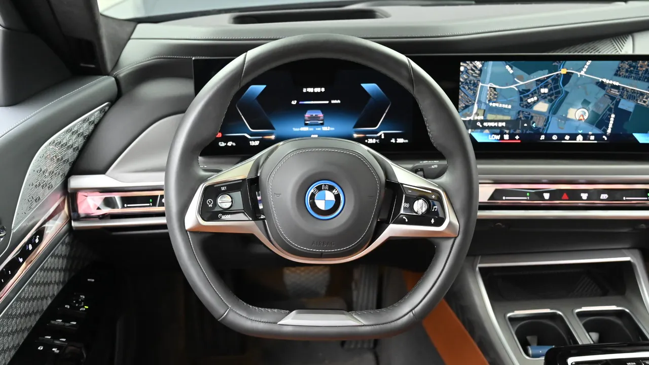 BMW i7 — miniaturë 13
