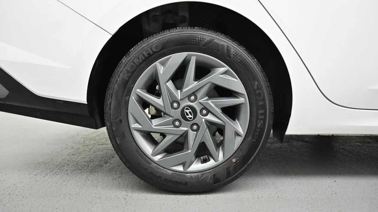 Hyundai Avante — miniaturë 5