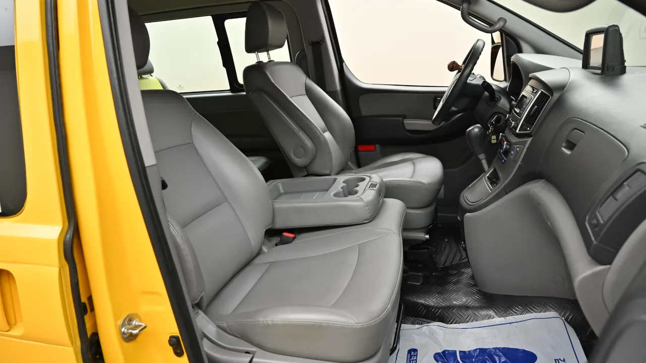 Hyundai Starex — miniaturë 10