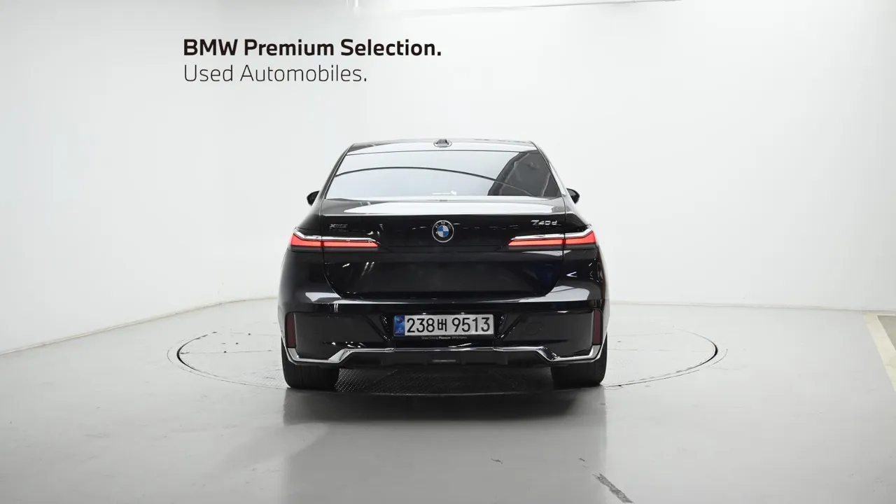 BMW 7er — miniaturë 4