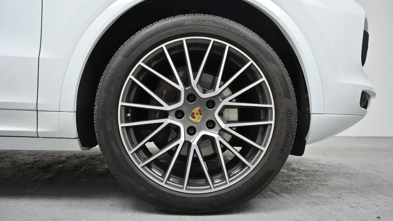 Porsche Cayenne — miniaturë 5