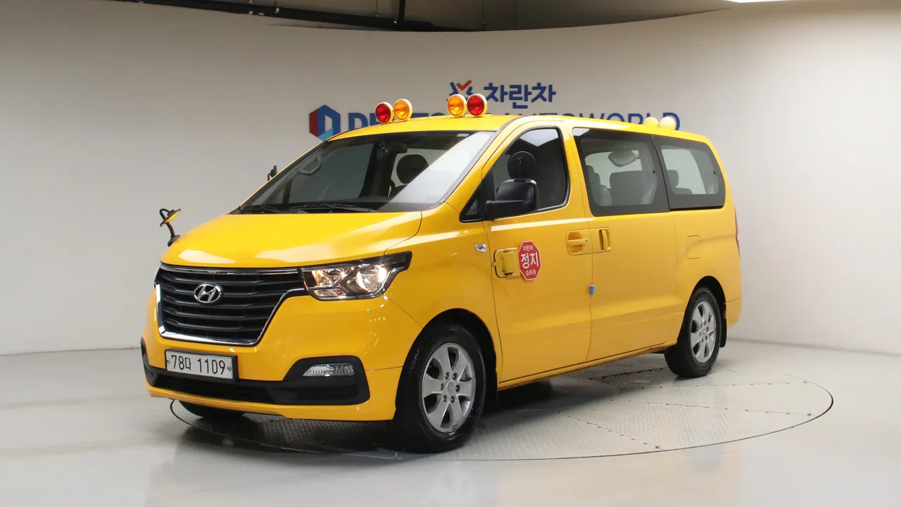 Hyundai Starex 웨건 12인승 스마트 — foto 1