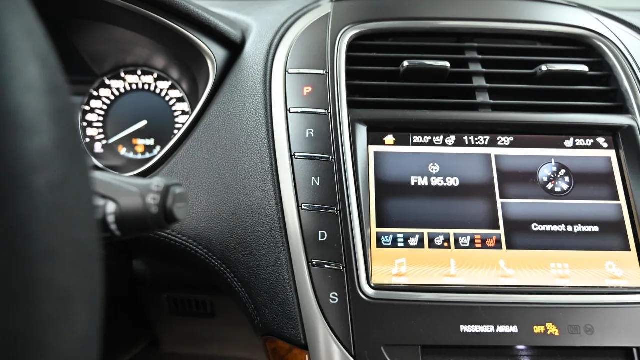 Lincoln MKX 2nd Generation 2.7 AWD