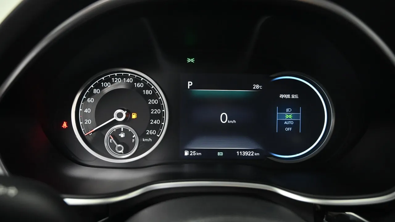Genesis G80 — miniaturë 8