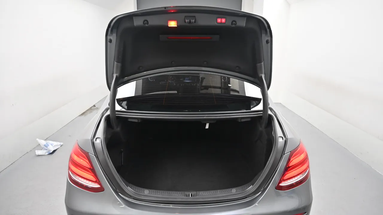 Mercedes-Benz E-klasse — miniaturë 19
