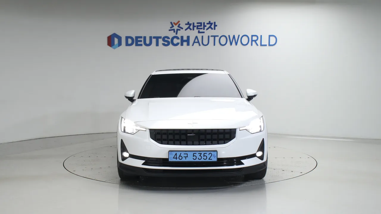 Polestar 2 — miniaturë 3