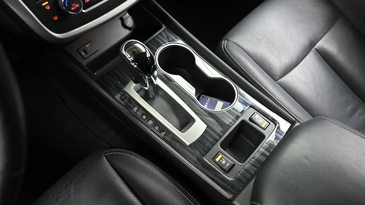 Nissan Altima 2.5 Smart L33