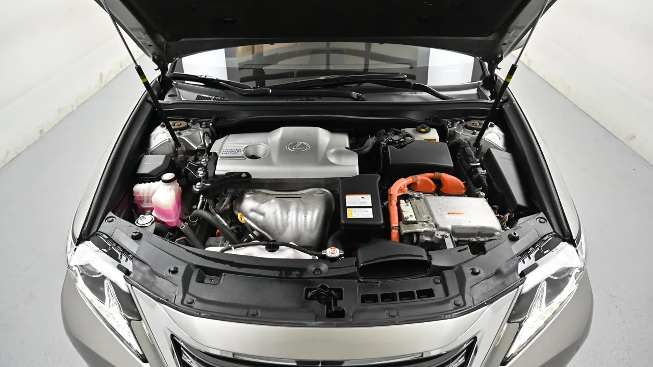 Lexus ES — miniaturë 6