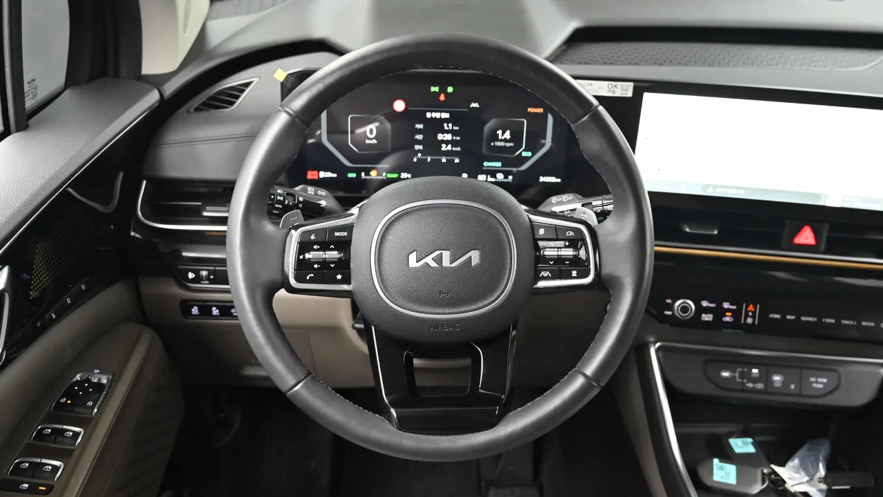Kia Carnival — miniaturë 13