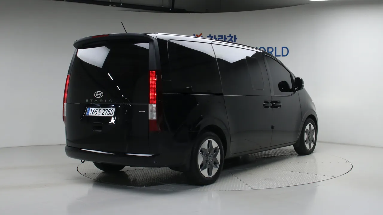 Hyundai Staria — miniaturë 2