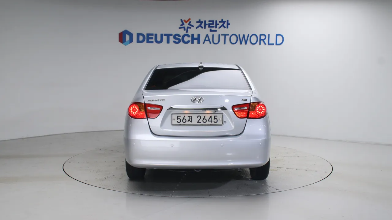 Hyundai Avante — miniaturë 4