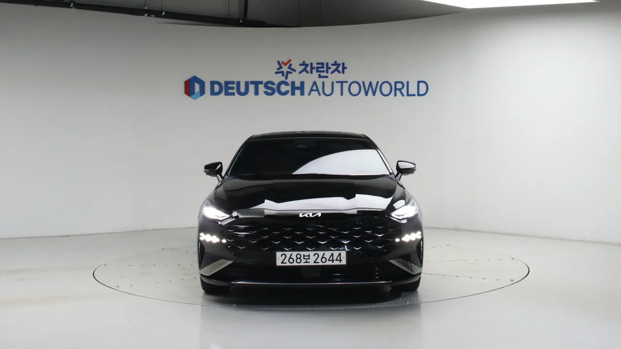 Kia K8 — miniaturë 3