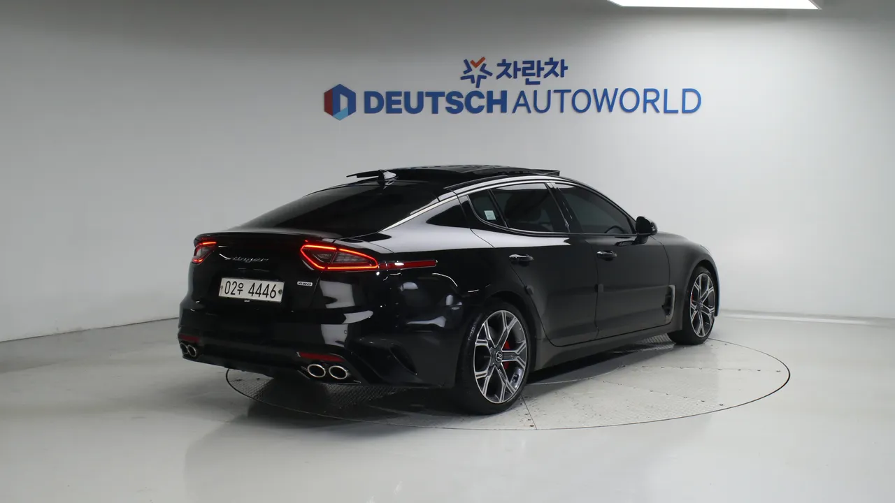 Kia Stinger — miniaturë 2