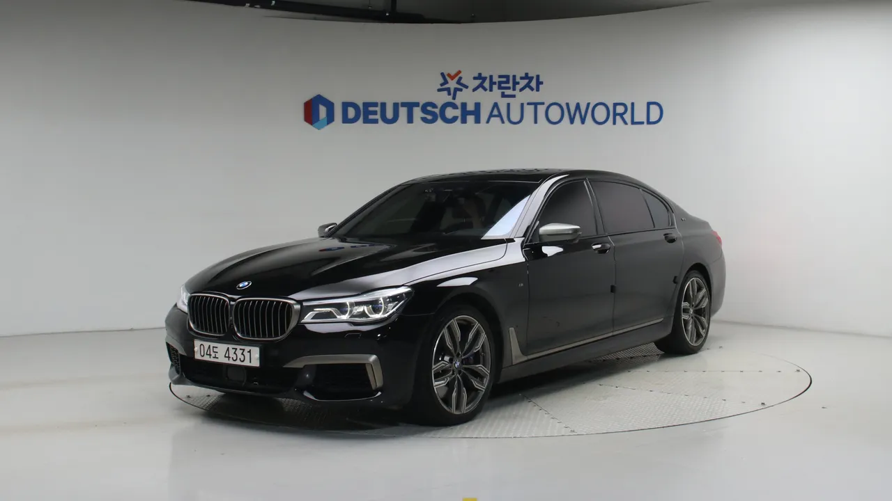 BMW 7er, 2018, фотография 2