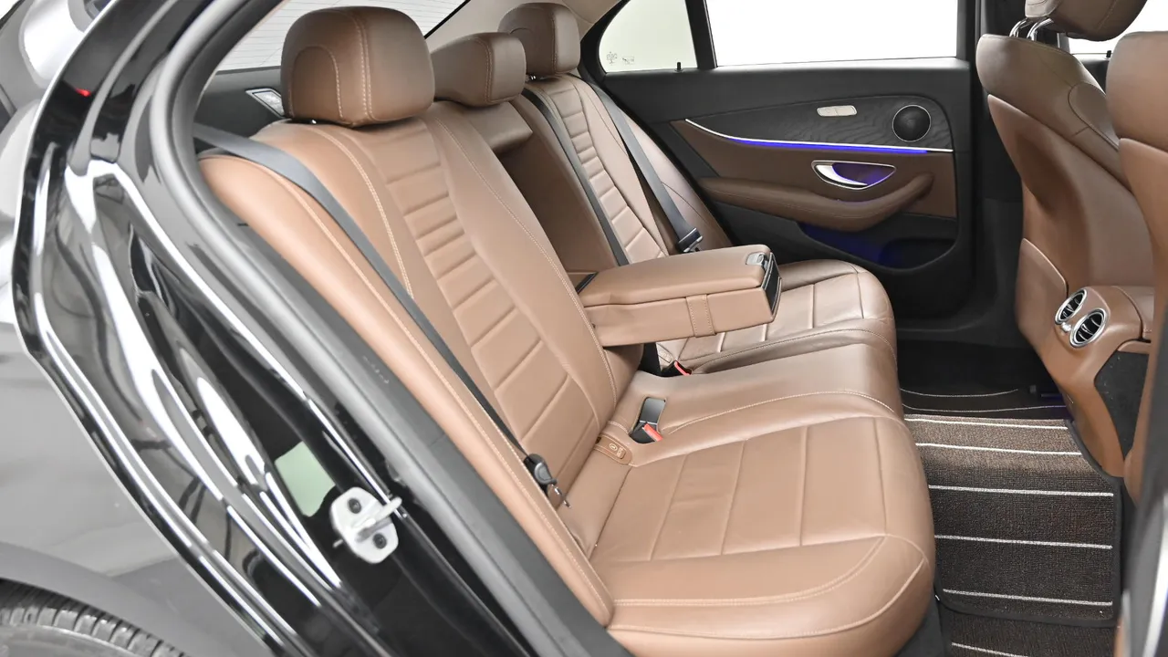 Mercedes-Benz E-klasse — miniaturë 12