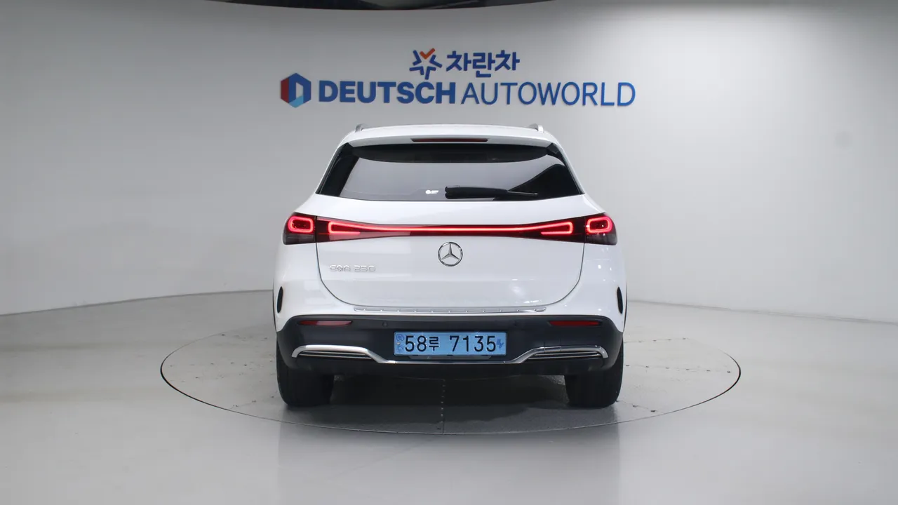 Mercedes EQA H243 66.5kWh EQA250 AMG Package Plus