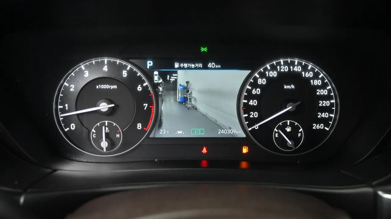 Genesis G90 — miniaturë 8