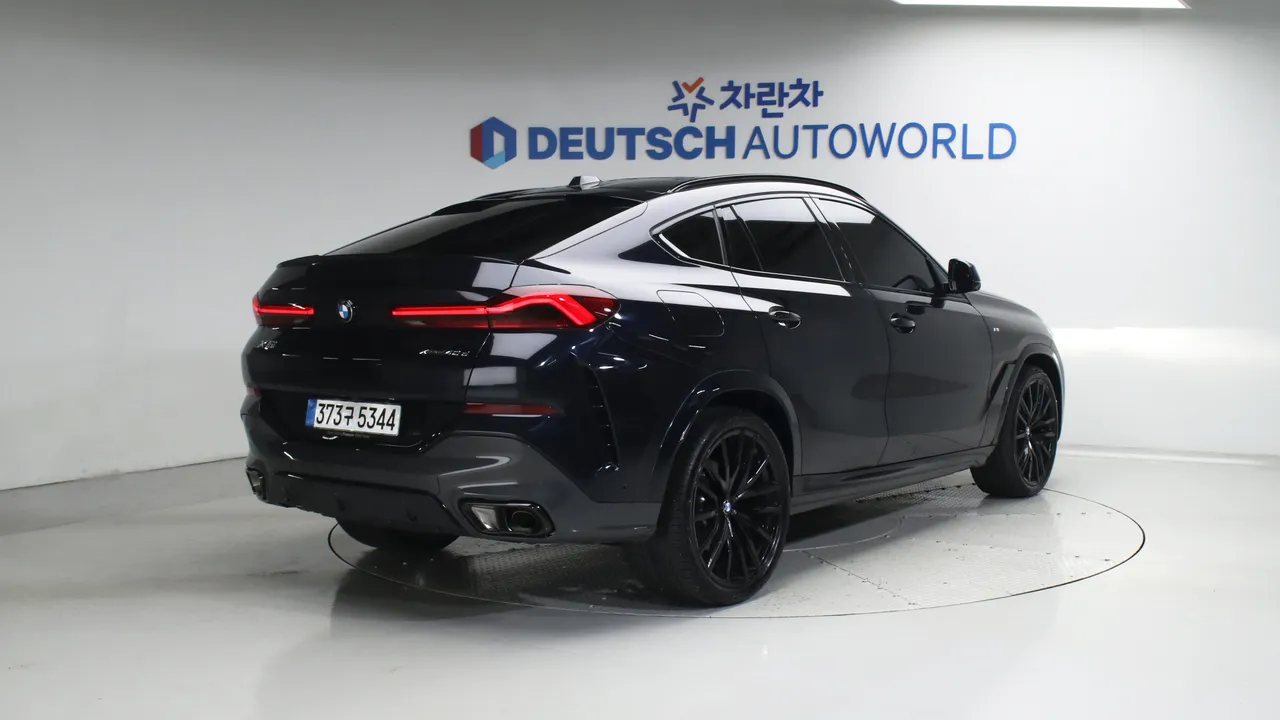 BMW X6 — miniaturë 2