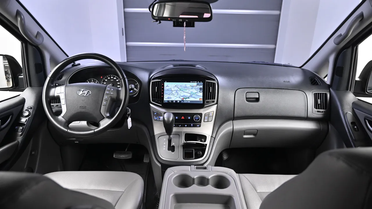 Hyundai Starex — miniaturë 7