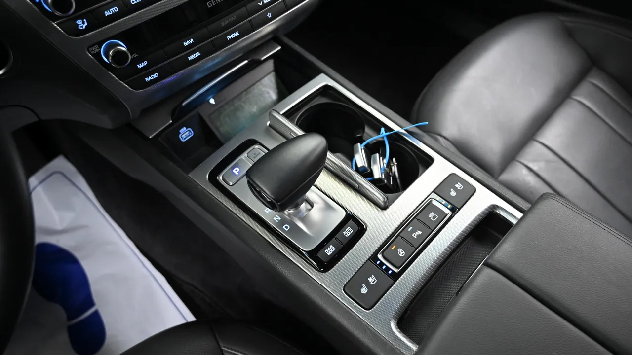 Genesis G80 — miniaturë 9