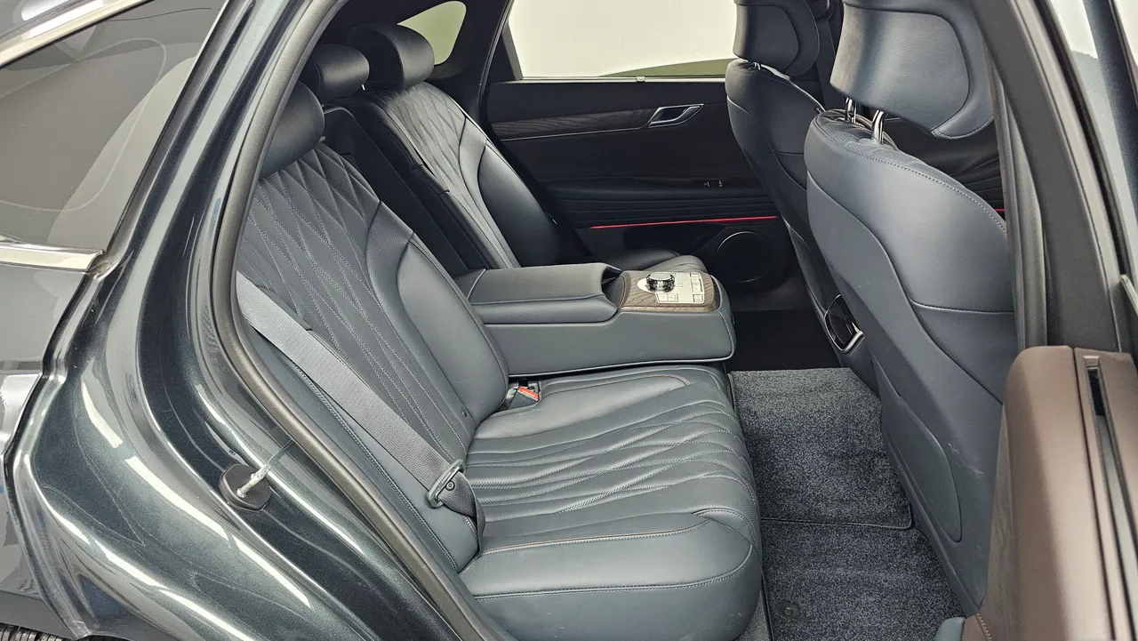Genesis G80 — miniaturë 12