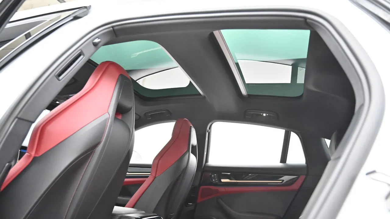 Porsche Panamera — miniaturë 28