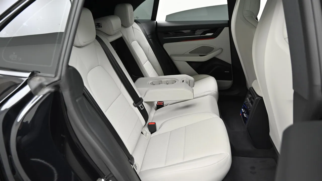 Porsche Macan — miniaturë 12