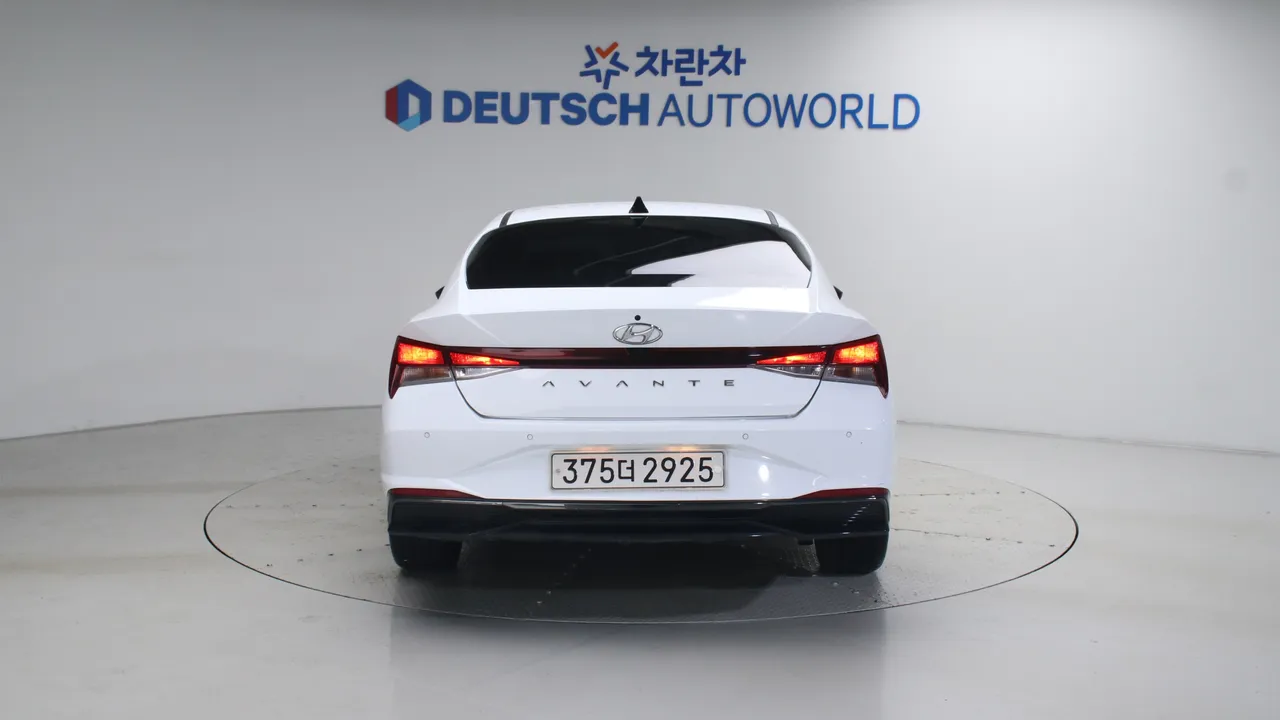 Hyundai Avante — miniaturë 4