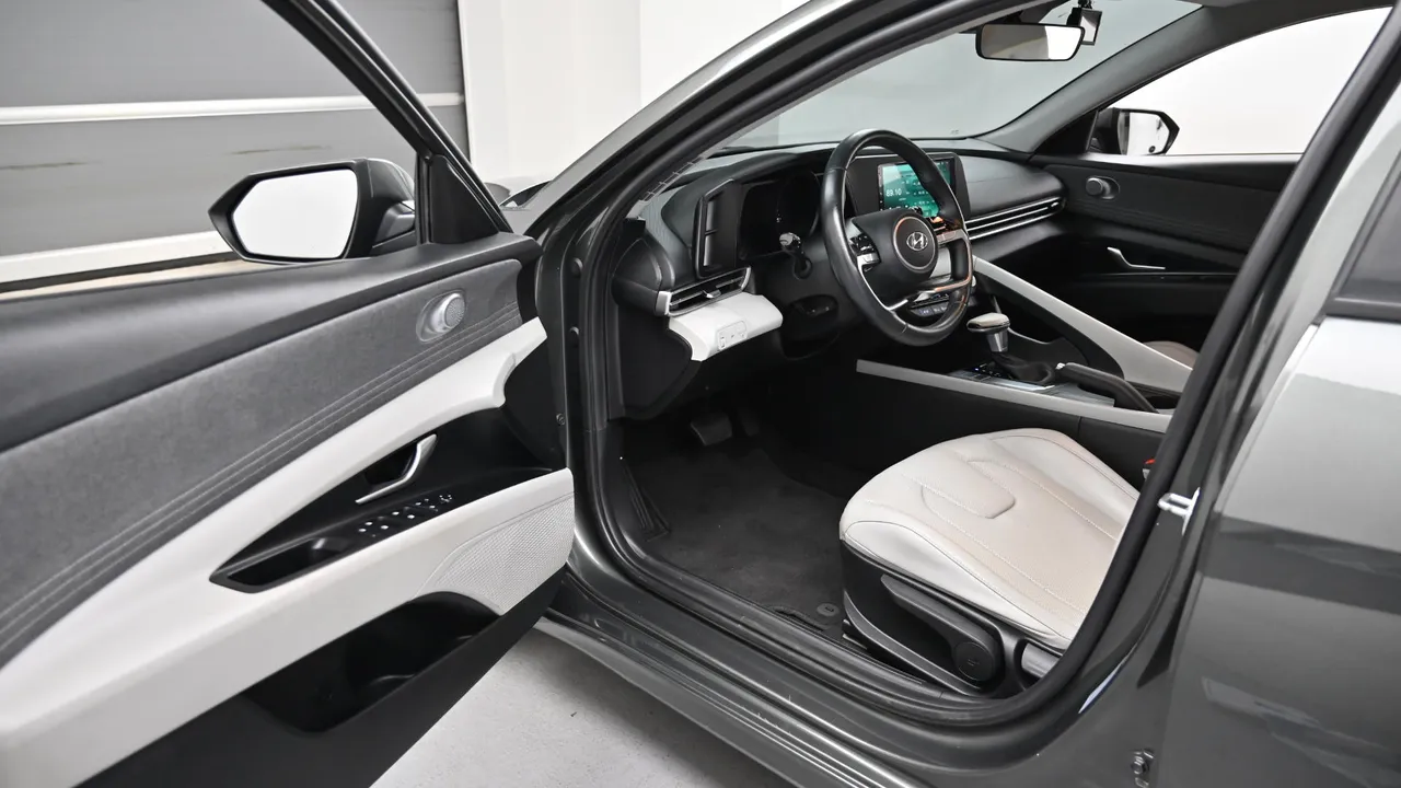 Hyundai Avante — miniaturë 11