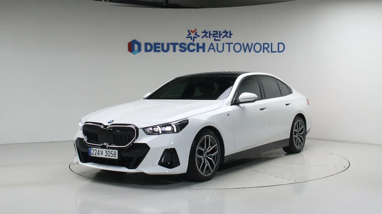 BMW 5er 520i M 스포츠 — foto 1