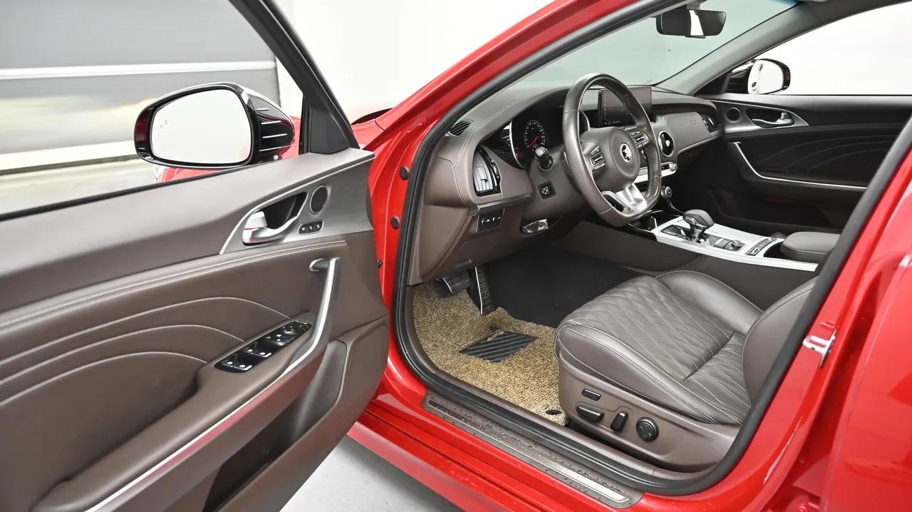 Kia Stinger — miniaturë 11