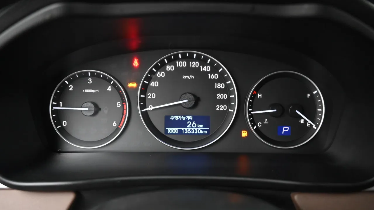 Hyundai Starex — miniaturë 8