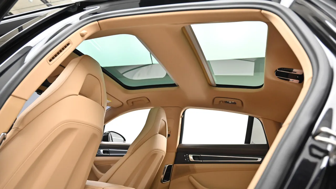 Porsche Panamera — miniaturë 28