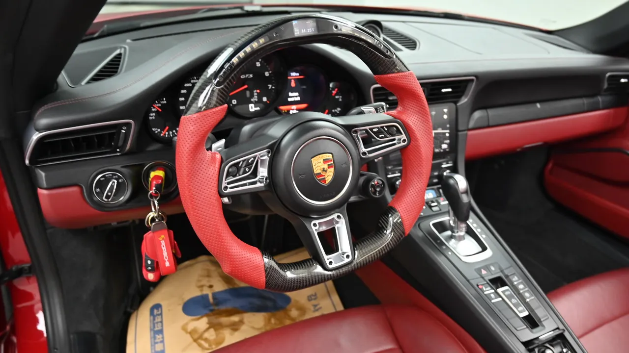 Porsche 911 — miniaturë 13