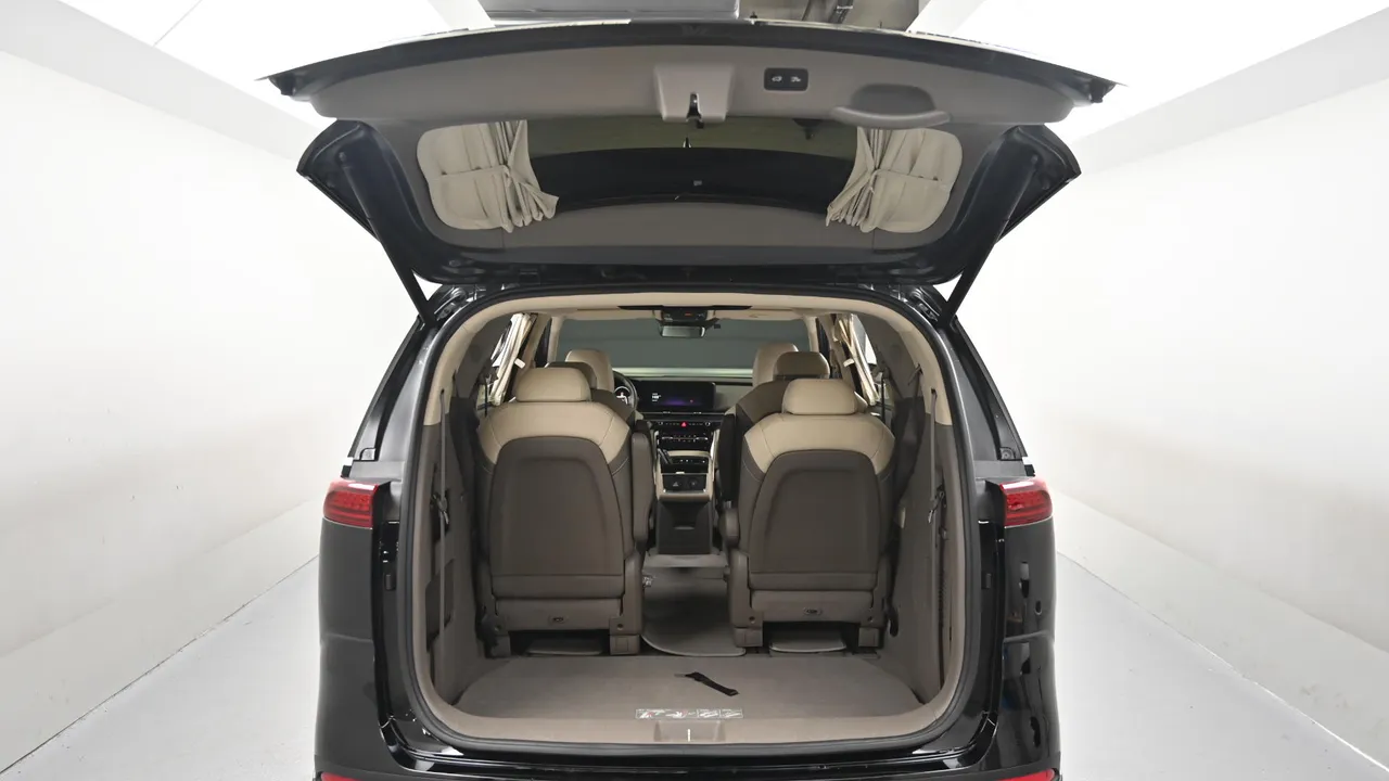 Kia Carnival — miniaturë 19