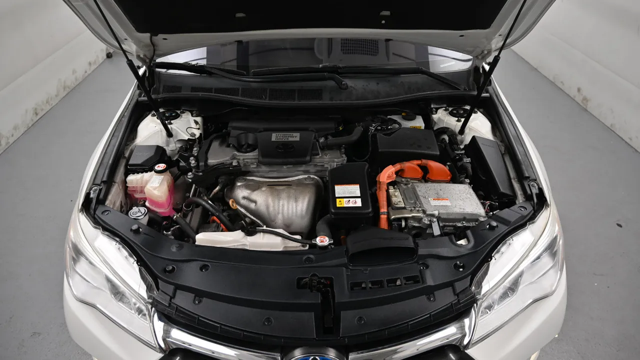 Toyota Camry — miniaturë 6