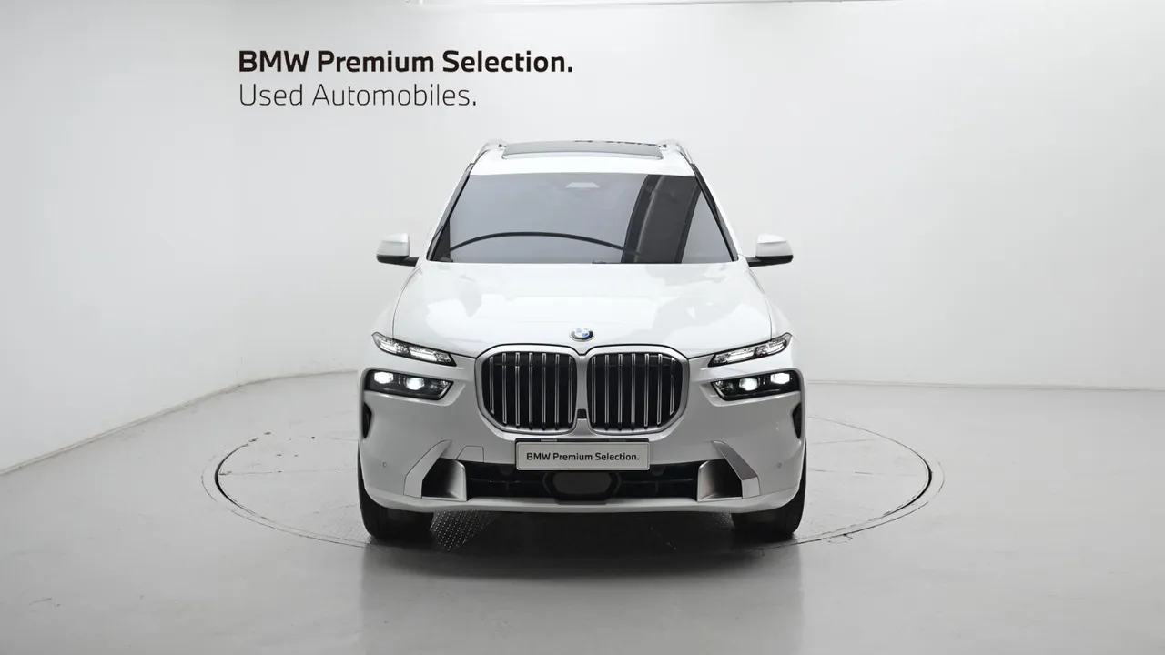 BMW X7 — miniaturë 3